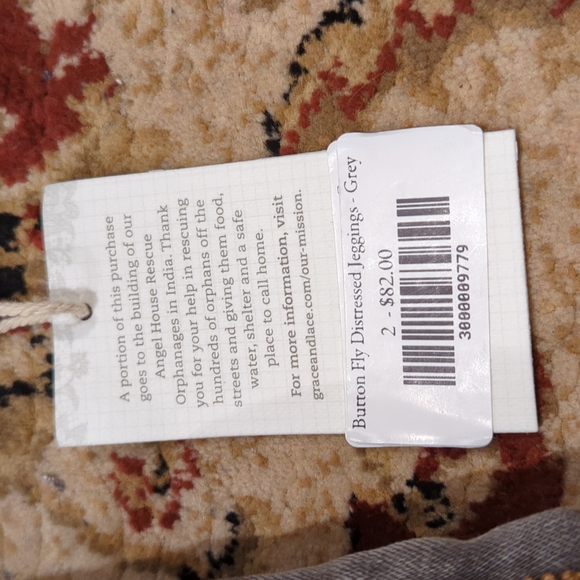 2/40 NWT Grey distressed jeans - Picture 12 of 13